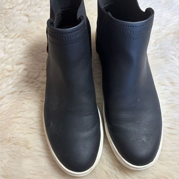 Kenneth Cole Women's Reaction, Jodi, Slip-On Shoes-Black size 6 - Picture 7 of 7